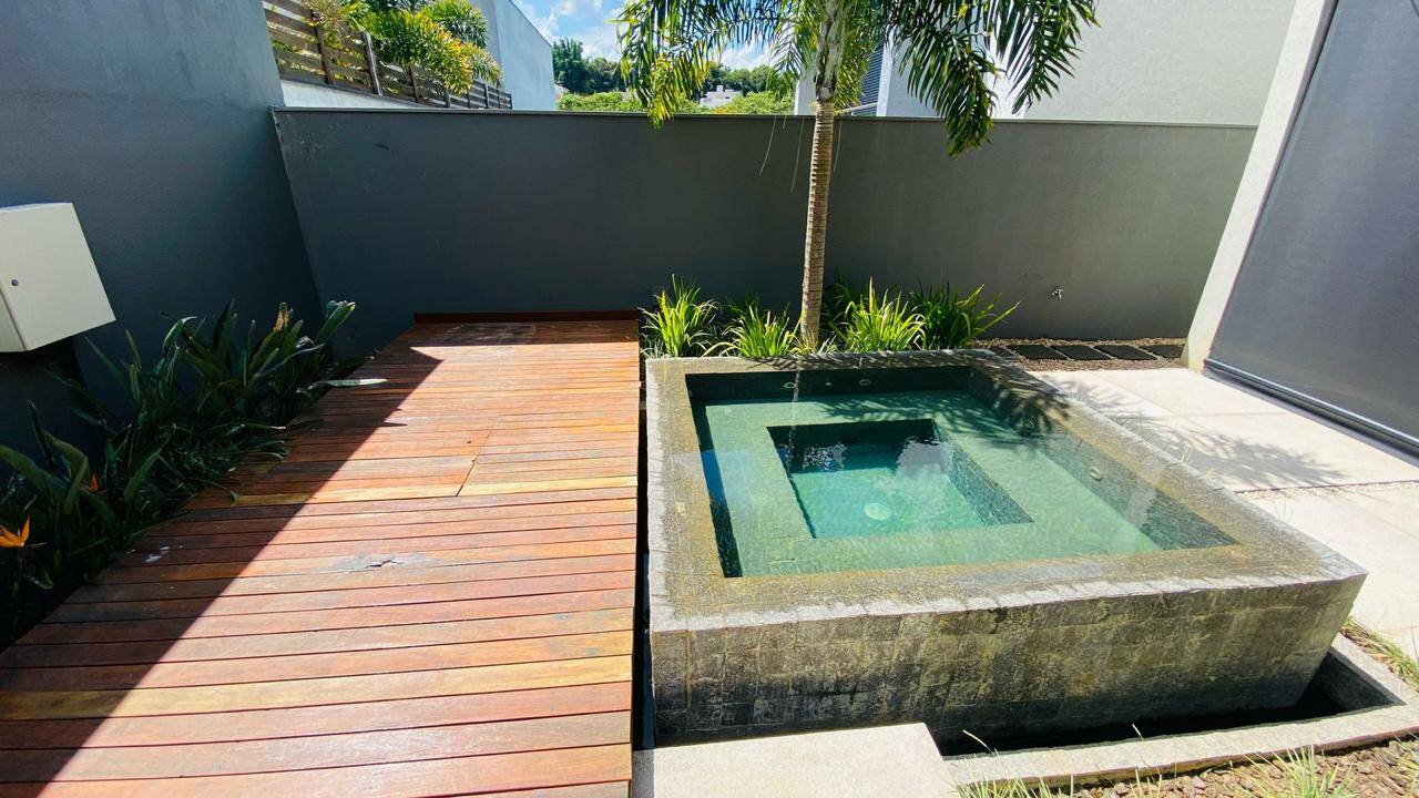 Casa, 3 quartos, 261 m² - Foto 4