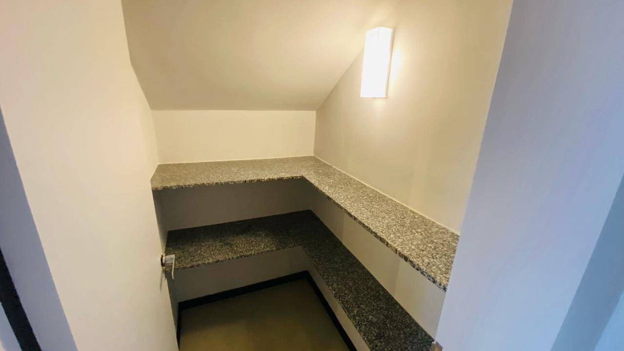 Casa, 3 quartos, 261 m² - Foto 26