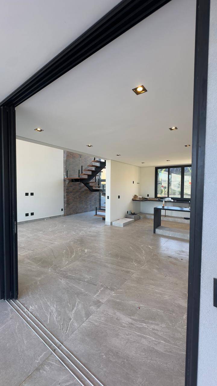Casa, 3 quartos, 234 m² - Foto 4