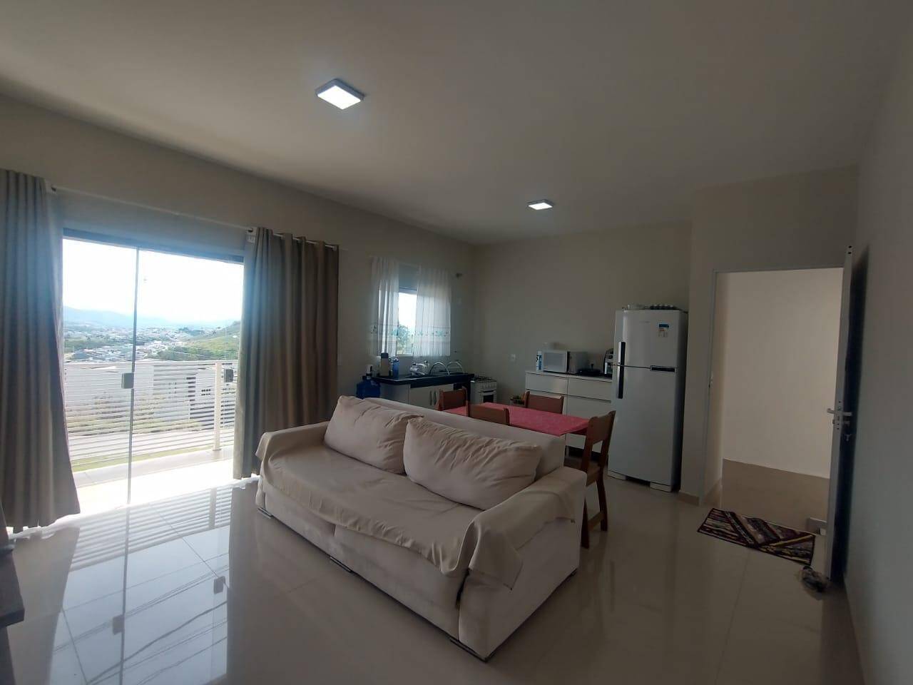 Casa, 2 quartos, 158 m² - Foto 1