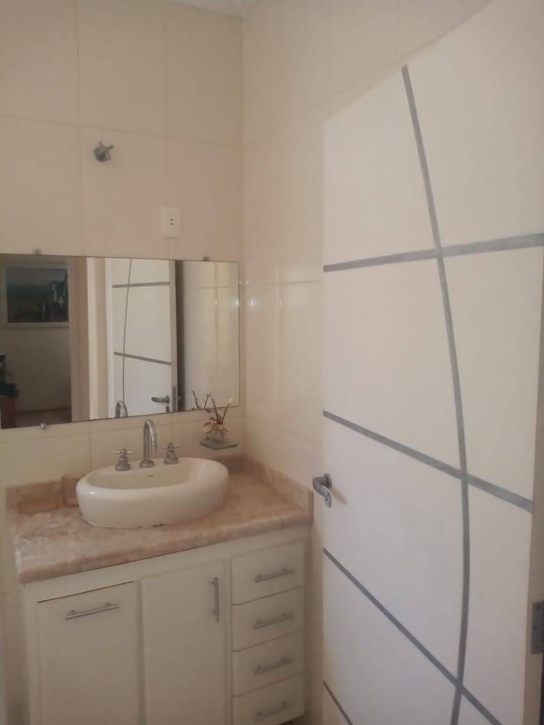 Casa, 3 quartos, 200 m² - Foto 14