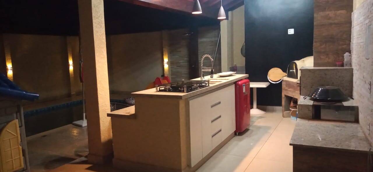 Casa, 3 quartos, 200 m² - Foto 28