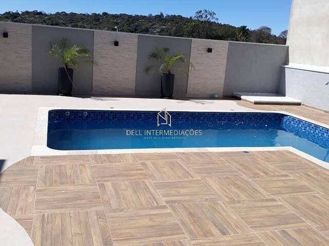 #105 - Casa para Venda em Bragança Paulista - SP