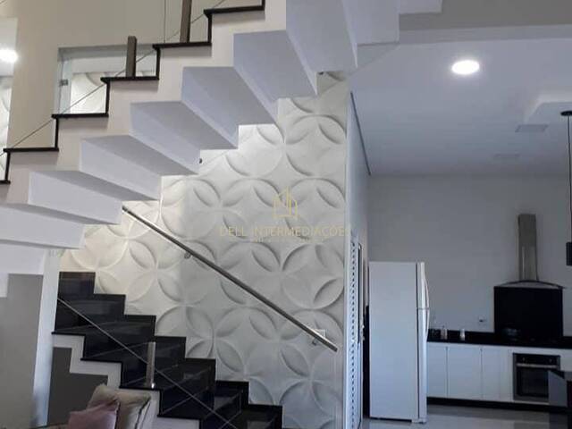 #105 - Casa para Venda em Bragança Paulista - SP